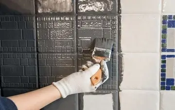 رنگ کردن کاشی و سرامیک کف و دیوار؛ حمام و دستشویی، آشپزخانه